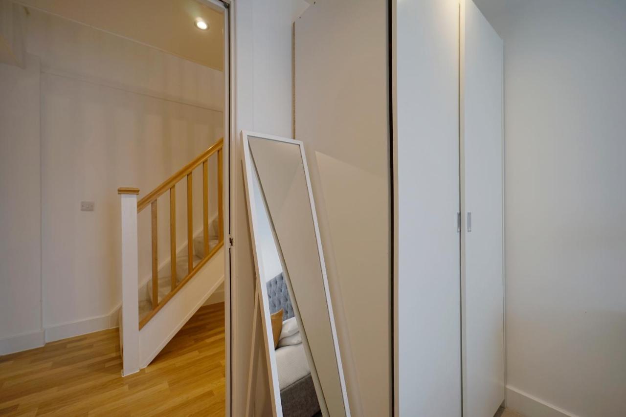 Modern 2 Bed Apartment With Juliet Balcony - Dhb Stays 利兹 外观 照片
