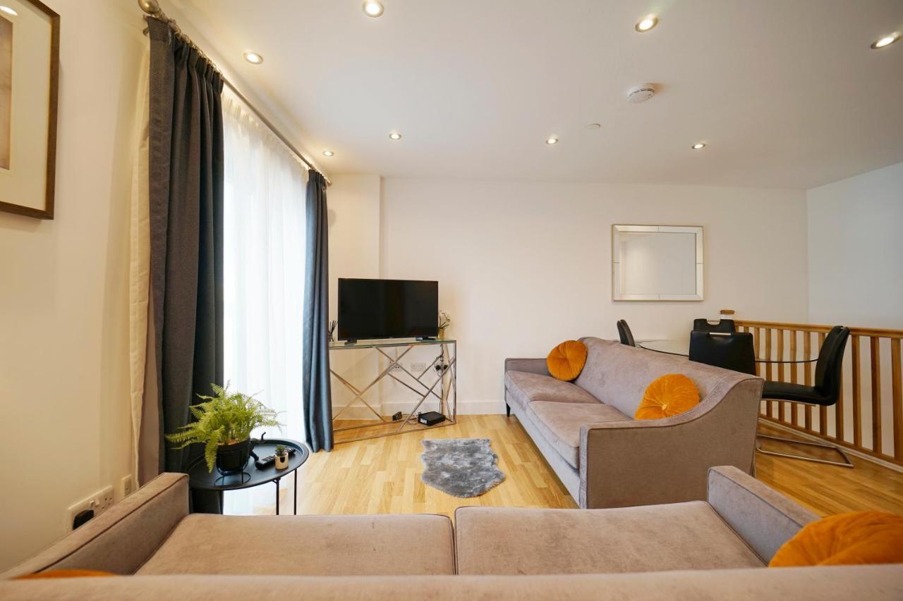 Modern 2 Bed Apartment With Juliet Balcony - Dhb Stays 利兹 外观 照片